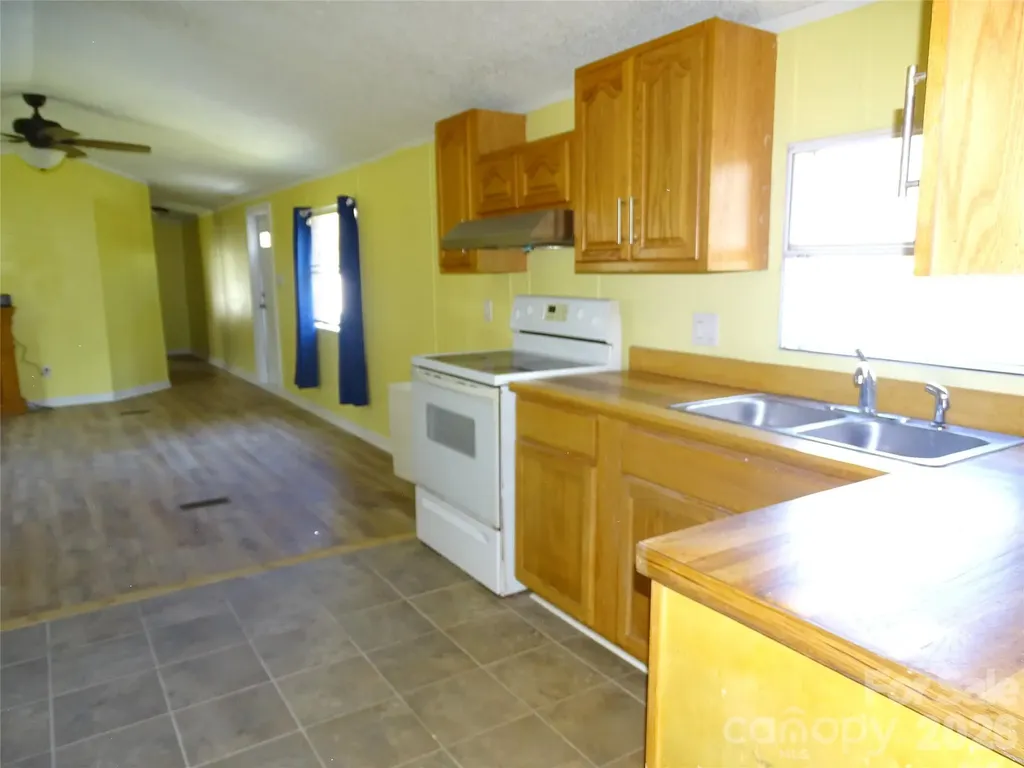 453 Riverview Lane Lexington NC 27292