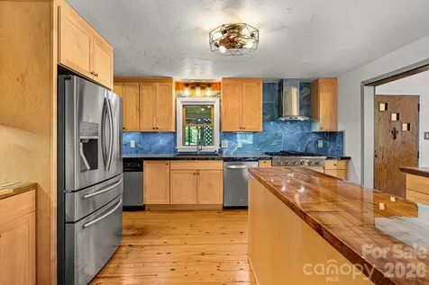 114 Walker Street Black Mountain NC 28711