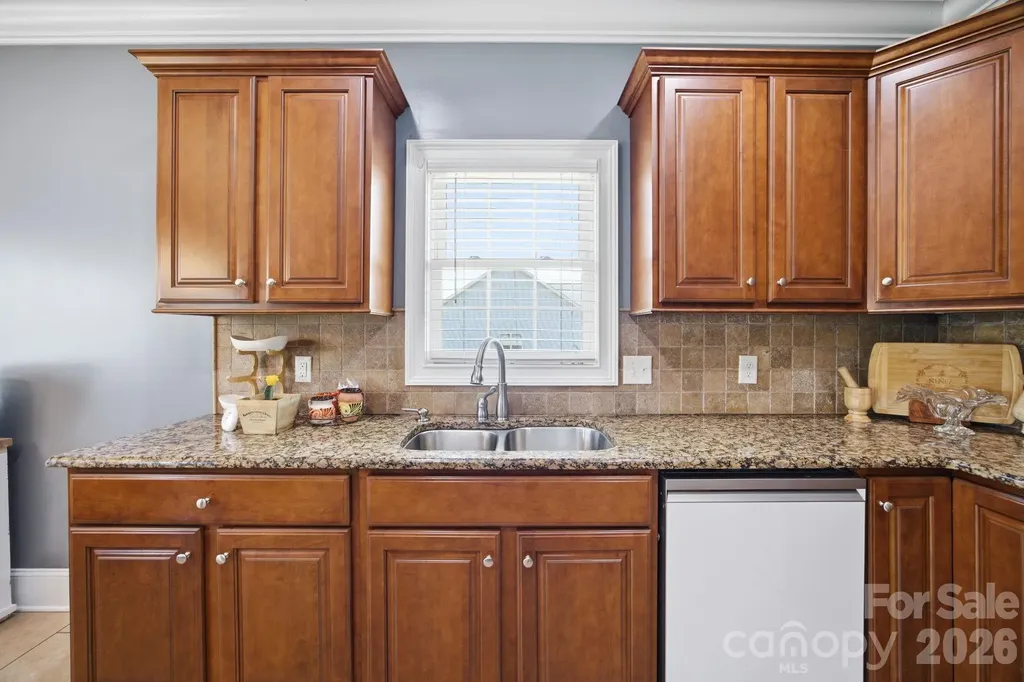 104 Castle Pines Lane Statesville NC 28625
