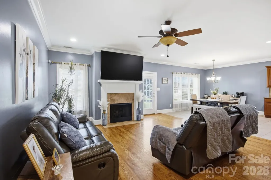 104 Castle Pines Lane Statesville NC 28625