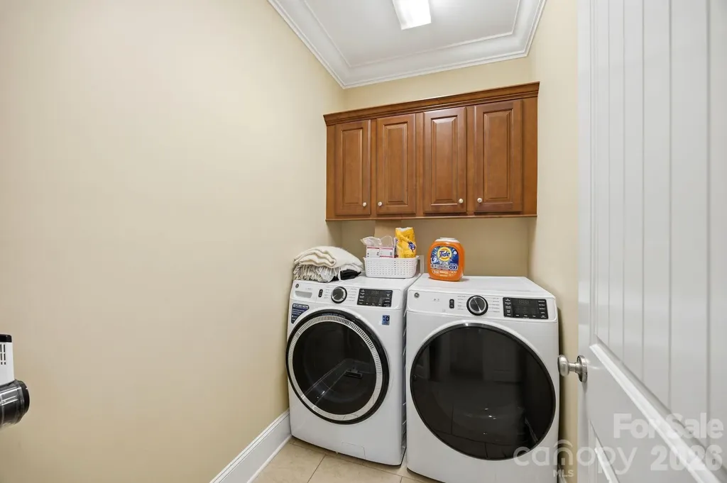 104 Castle Pines Lane Statesville NC 28625