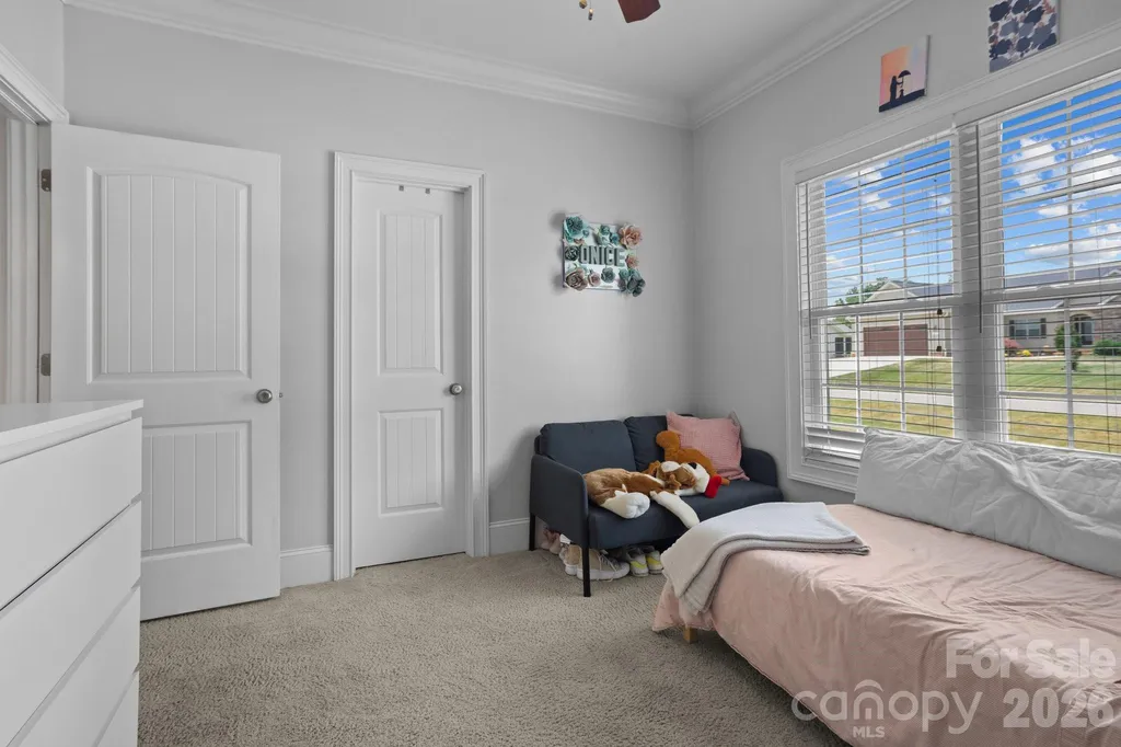104 Castle Pines Lane Statesville NC 28625