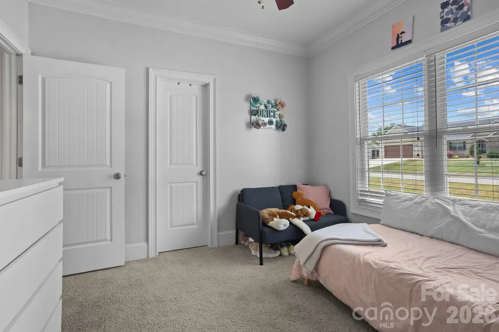 104 Castle Pines Lane Statesville NC 28625
