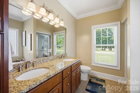 104 Castle Pines Lane Statesville NC 28625