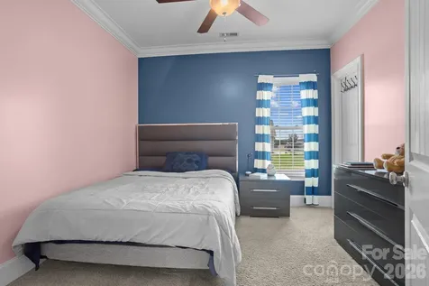 104 Castle Pines Lane Statesville NC 28625