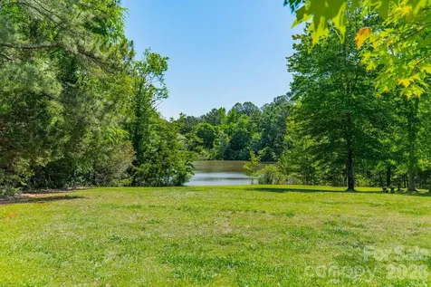 188 Carolina Crossing Drive York SC 29745