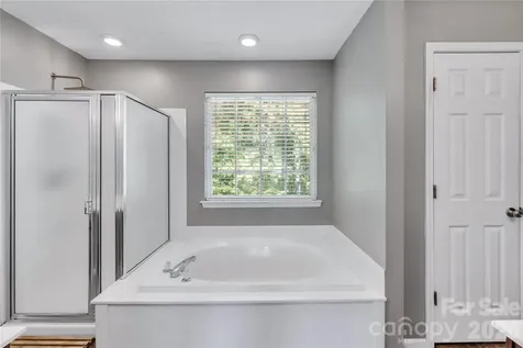 9423 Willow Tree Lane Charlotte NC 28277