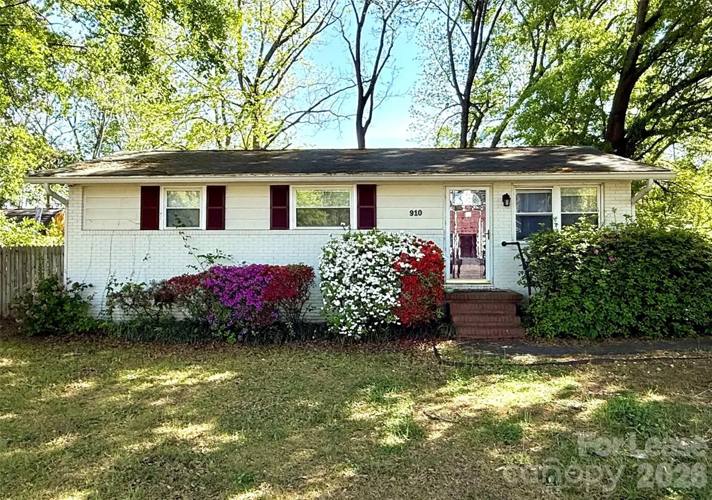 910 Edgemont Avenue Belmont NC 28012