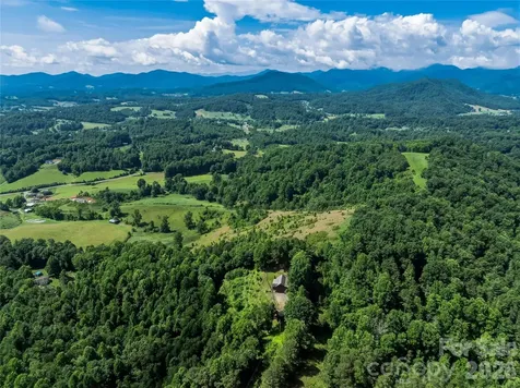 35 Felmet Farm Road Marshall NC 28753