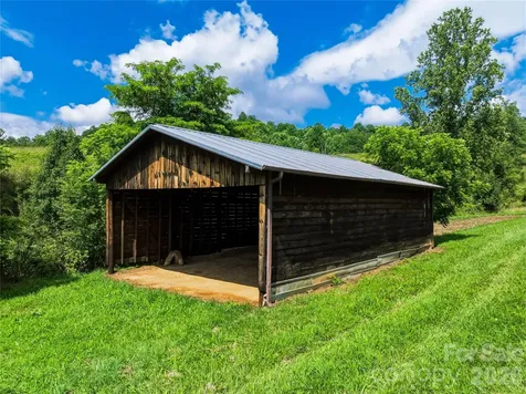 35 Felmet Farm Road Marshall NC 28753