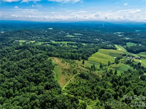 35 Felmet Farm Road Marshall NC 28753