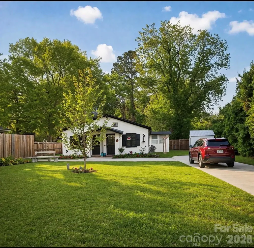 104 N Branch Street Elm City NC 27822