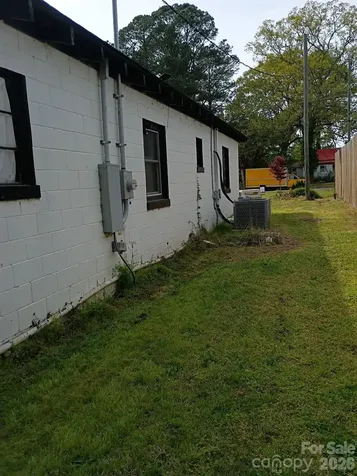 104 N Branch Street Elm City NC 27822