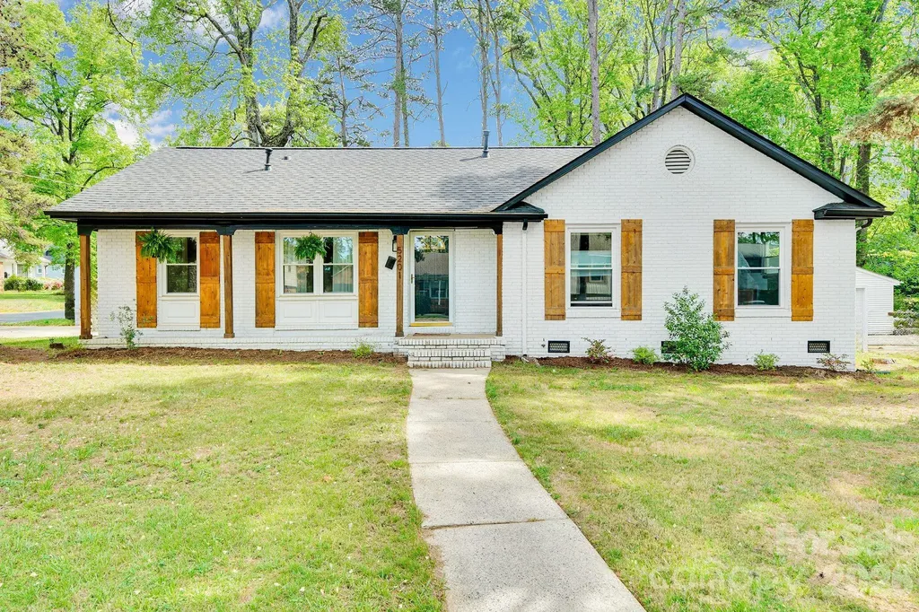5201 Amity Place Charlotte NC 28212