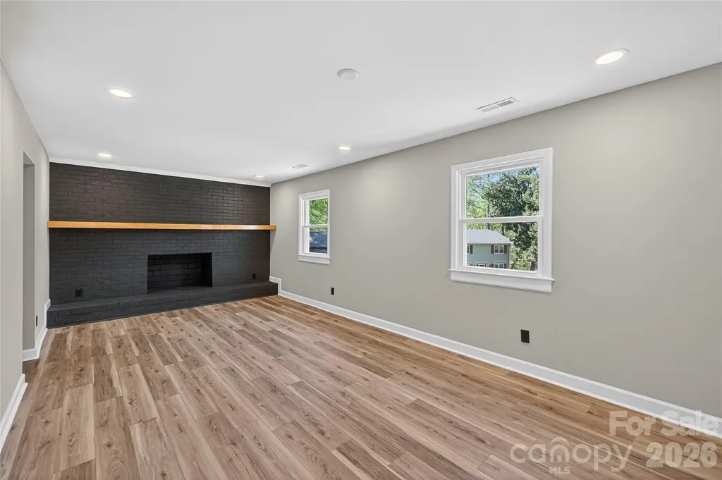 300 Dollar Circle Charlotte NC 28270