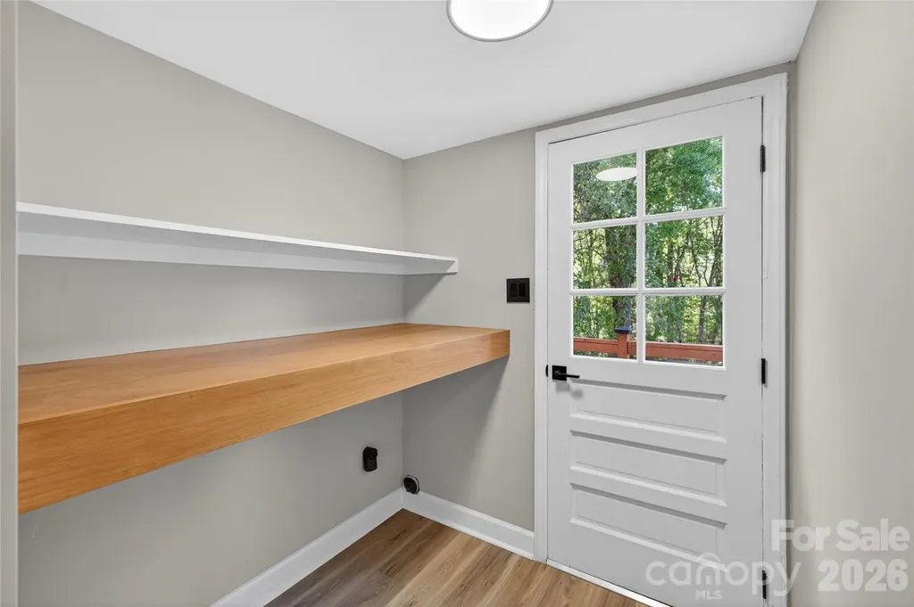 300 Dollar Circle Charlotte NC 28270