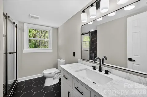 300 Dollar Circle Charlotte NC 28270