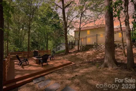 300 Dollar Circle Charlotte NC 28270