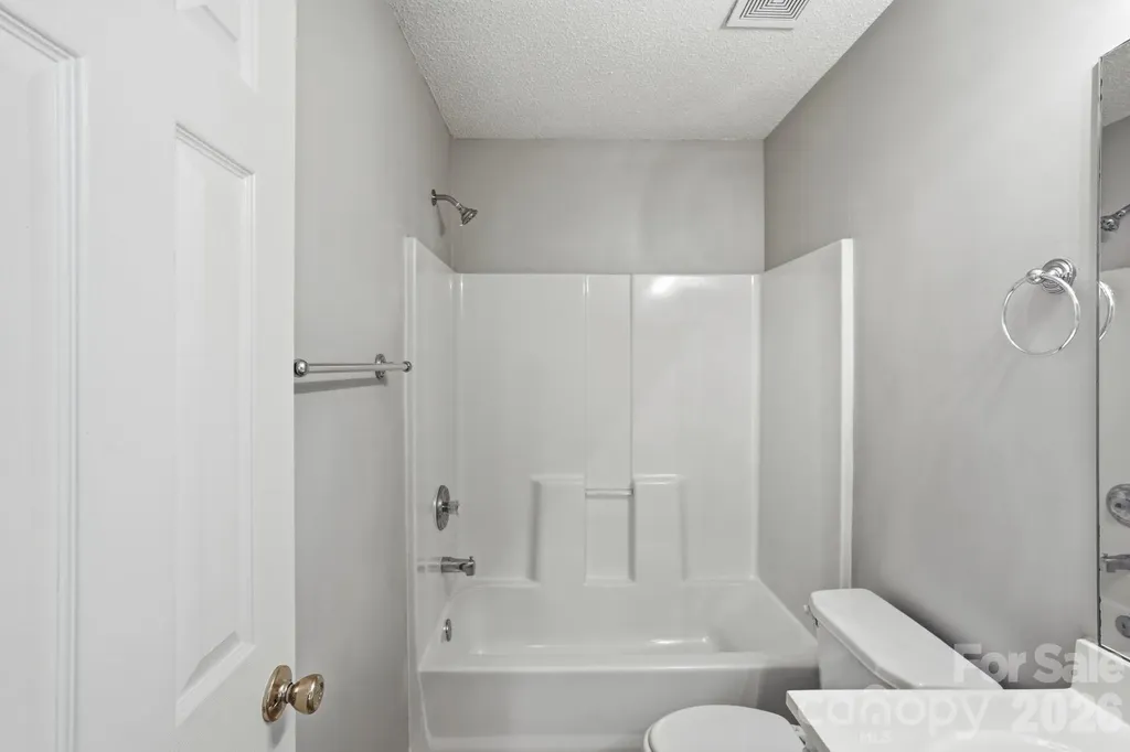 10142 Forest Landing Drive Charlotte NC 28213