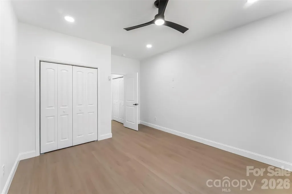 2714 Sides Avenue Connelly Springs NC 28612