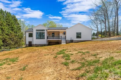 2714 Sides Avenue Connelly Springs NC 28612