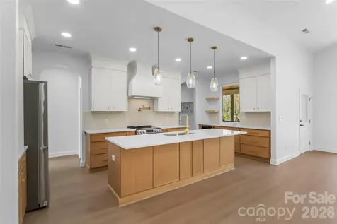 2714 Sides Avenue Connelly Springs NC 28612