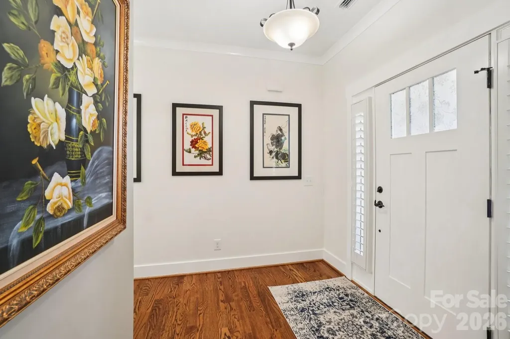 31 N Anvil Avenue Hendersonville NC 28792