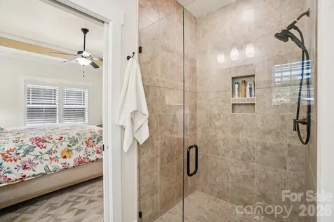 31 N Anvil Avenue Hendersonville NC 28792