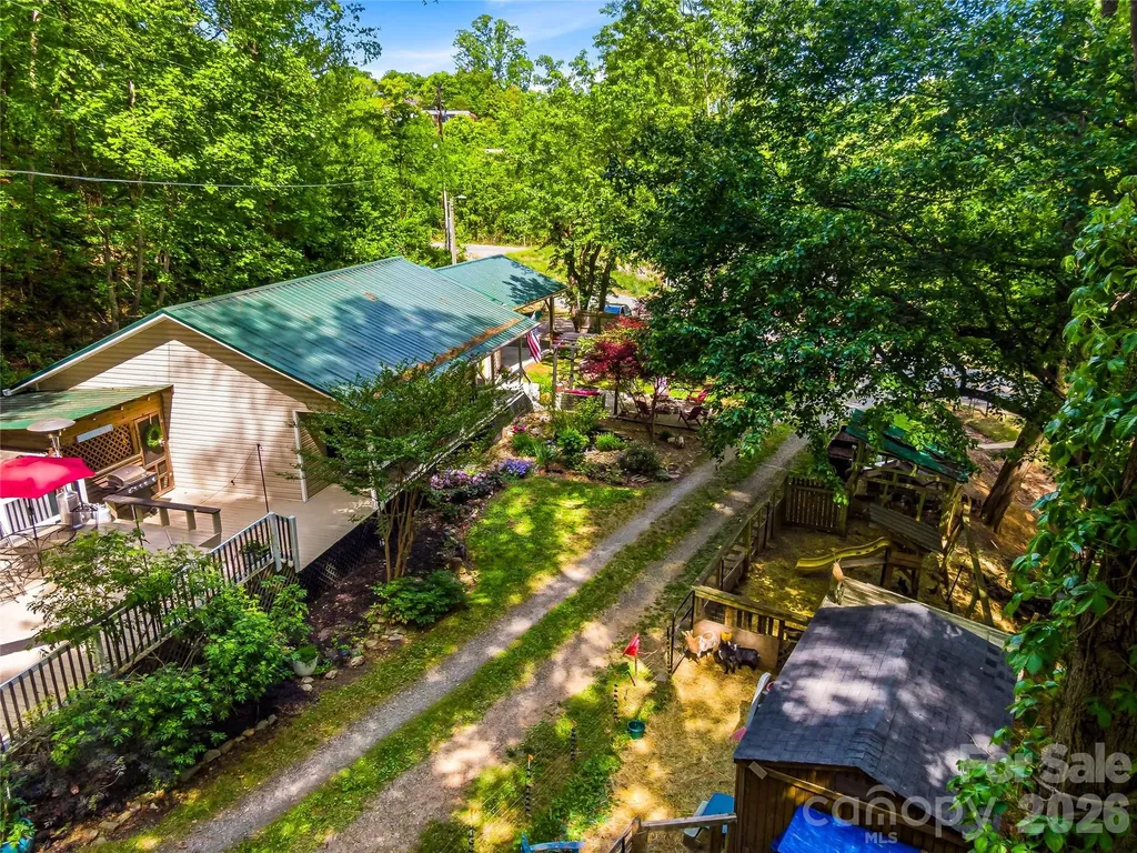 103 Old Us 19 23 Highway Candler NC 28715