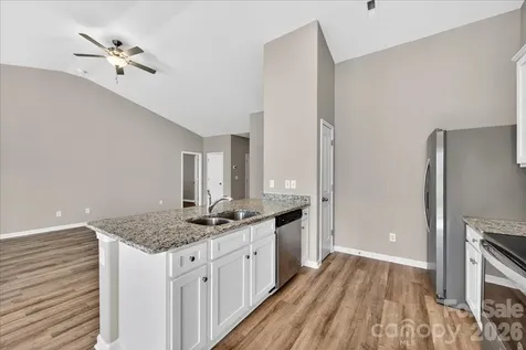 4322 One Mile Way Charlotte NC 28215