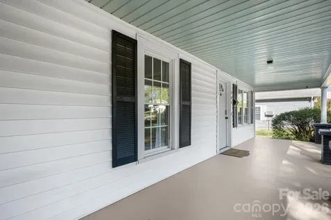 304 Garrou Avenue SE Valdese NC 28690