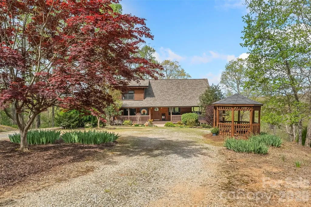 295 Outback Trail Nebo NC 28761