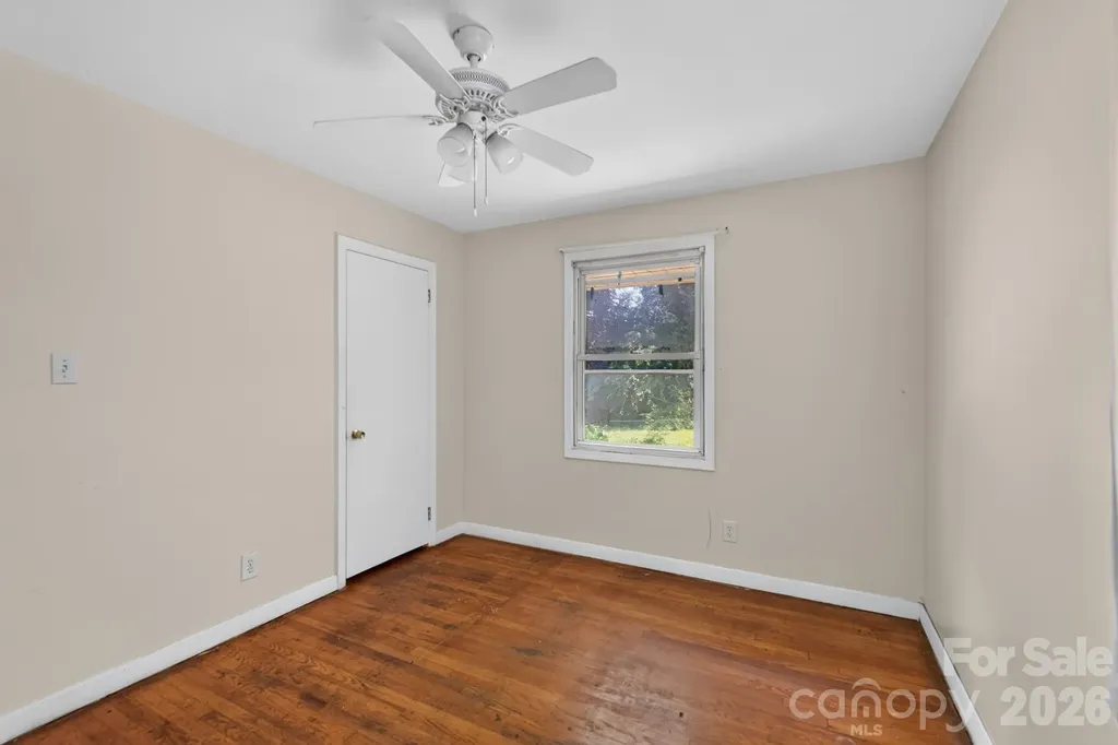 3515 Shamrock Drive Charlotte NC 28215