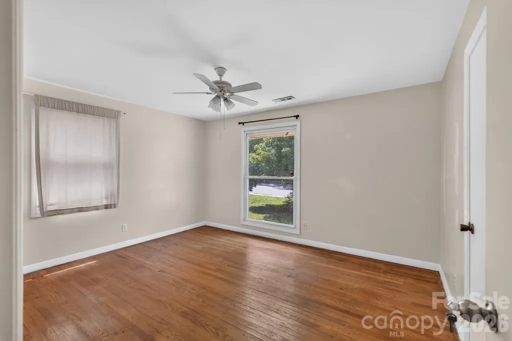3515 Shamrock Drive Charlotte NC 28215