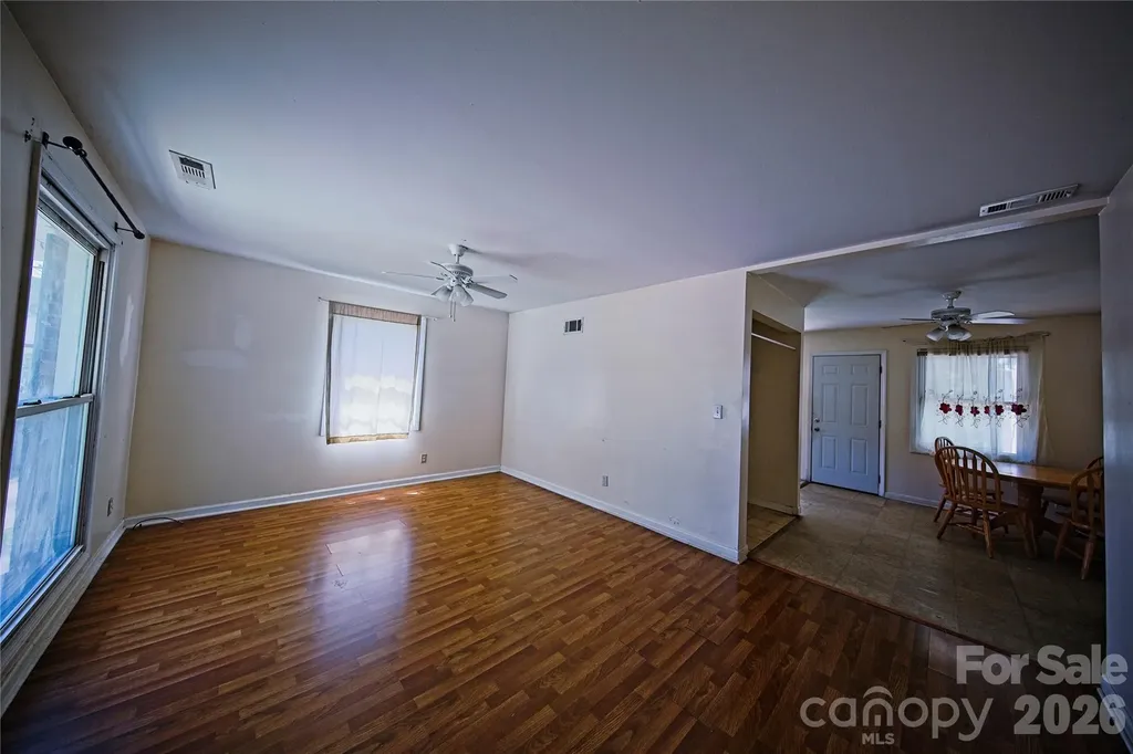 3515 Shamrock Drive Charlotte NC 28215