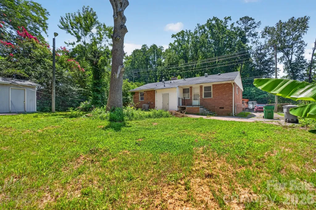 3515 Shamrock Drive Charlotte NC 28215