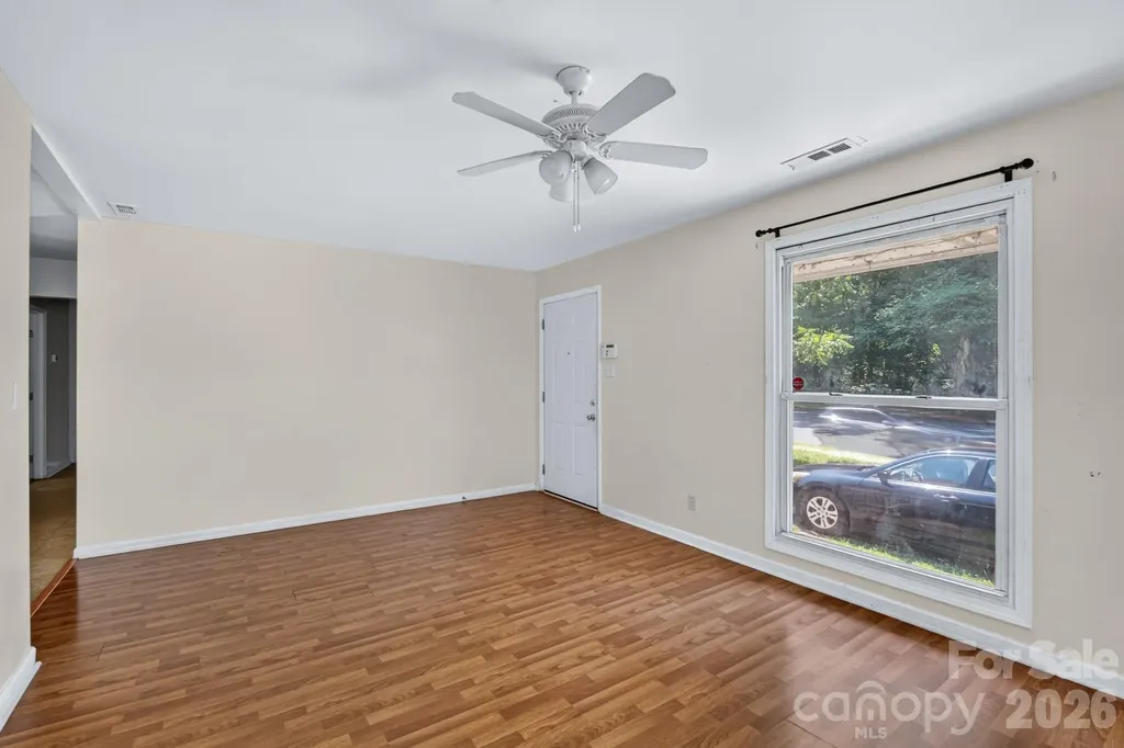 3515 Shamrock Drive Charlotte NC 28215