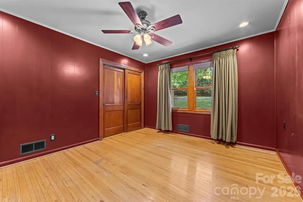432 Turkey Creek Road Leicester NC 28748