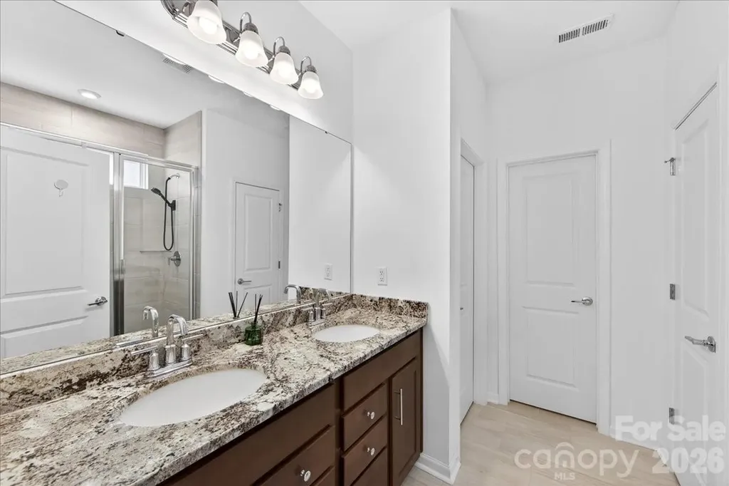 11119 Glasden Road Charlotte NC 28278