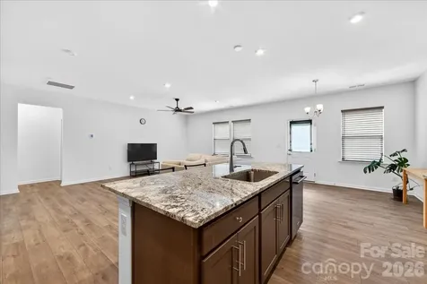 11119 Glasden Road Charlotte NC 28278