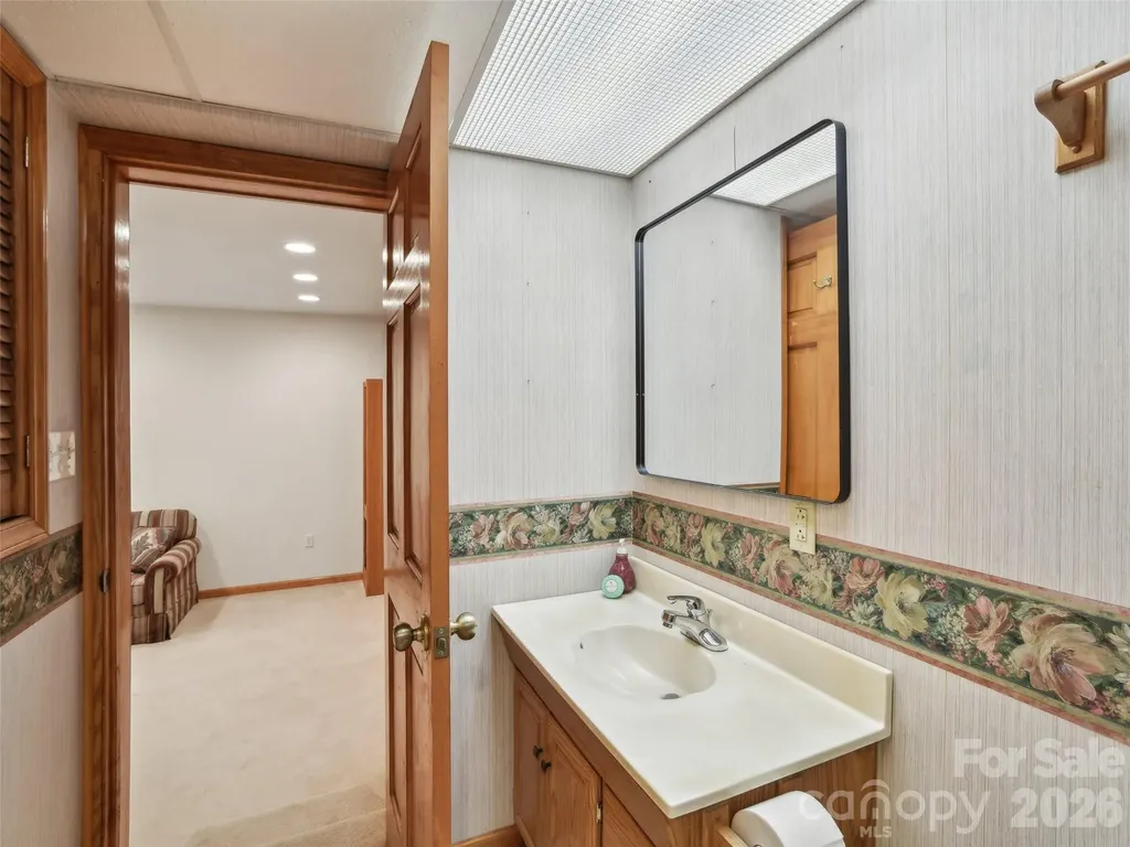 155 Quail Cove Boulevard Lake Lure NC 28746