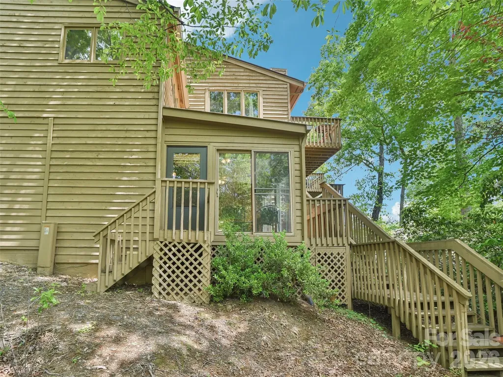 155 Quail Cove Boulevard Lake Lure NC 28746