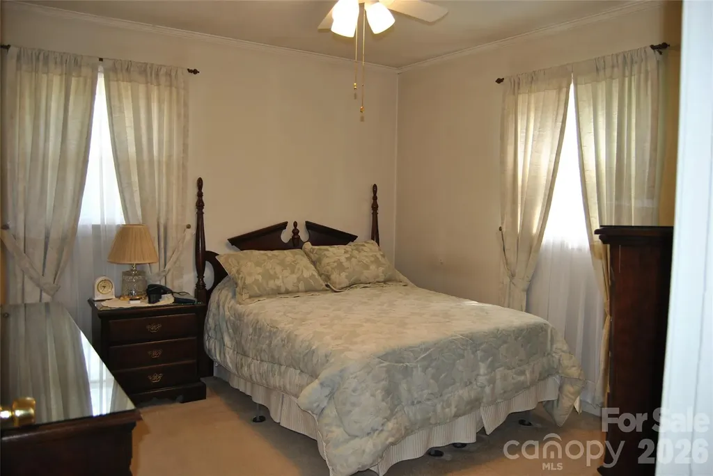 909 Timberlane Drive Mount Holly NC 28120