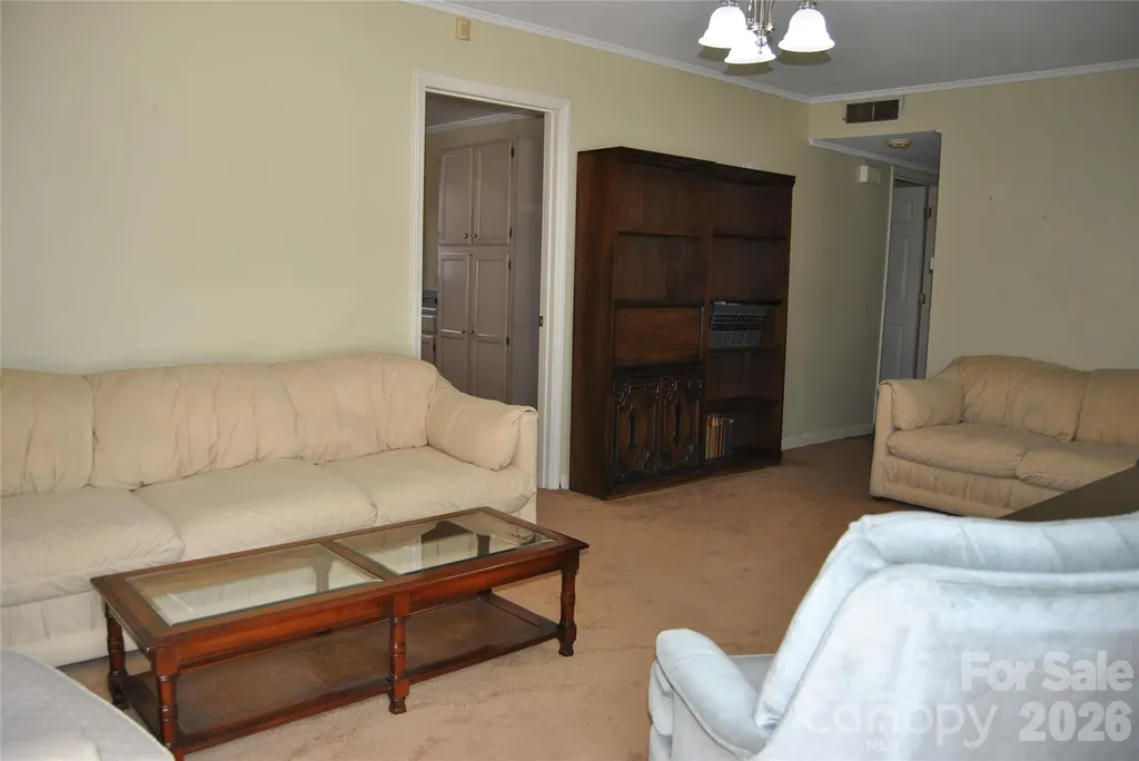 909 Timberlane Drive Mount Holly NC 28120