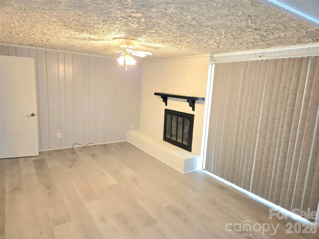 7222 Melody Lane Charlotte NC 28214