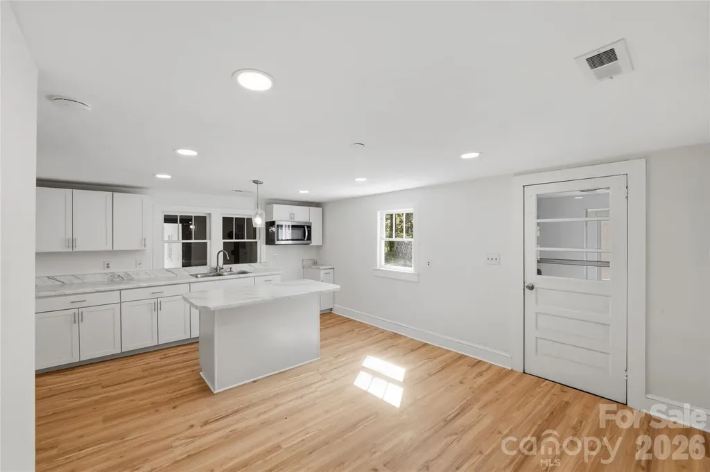 2231 Claremont Road Newton NC 28658