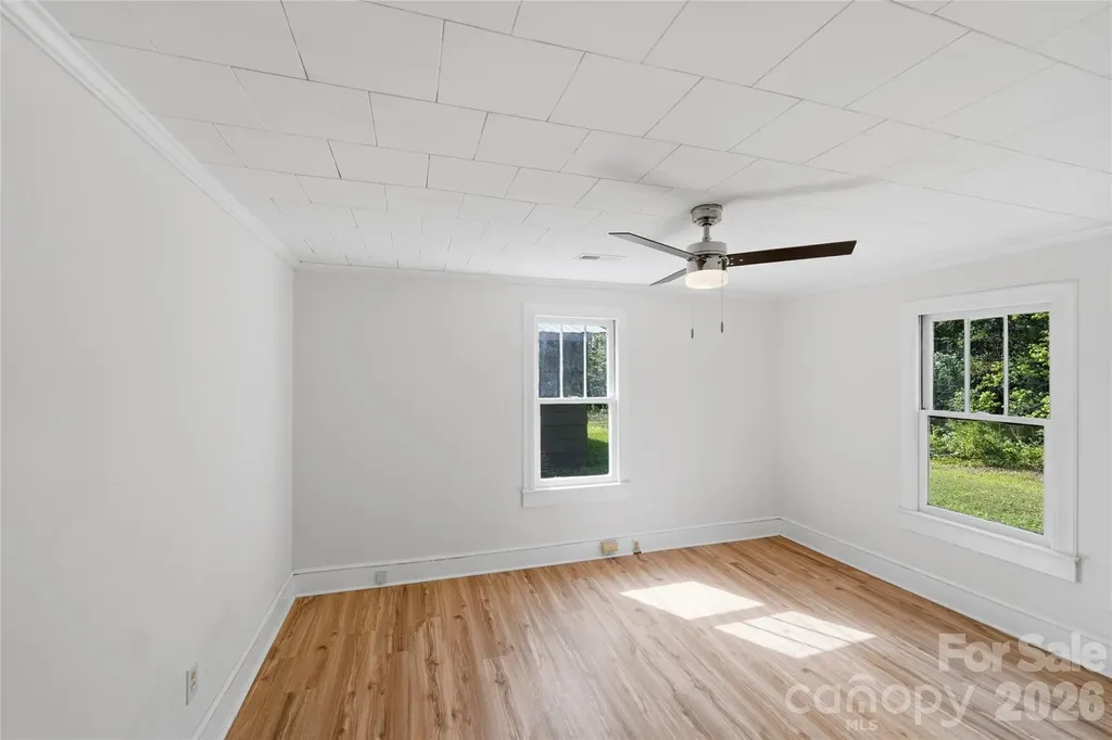 2231 Claremont Road Newton NC 28658