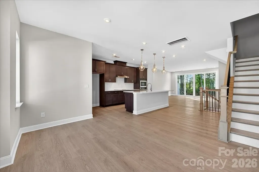 7933 Cedarsmith Court Charlotte NC 28217