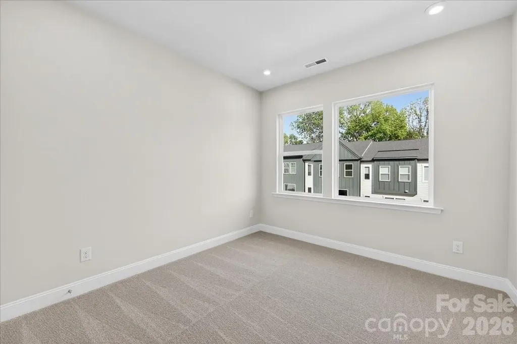 7933 Cedarsmith Court Charlotte NC 28217