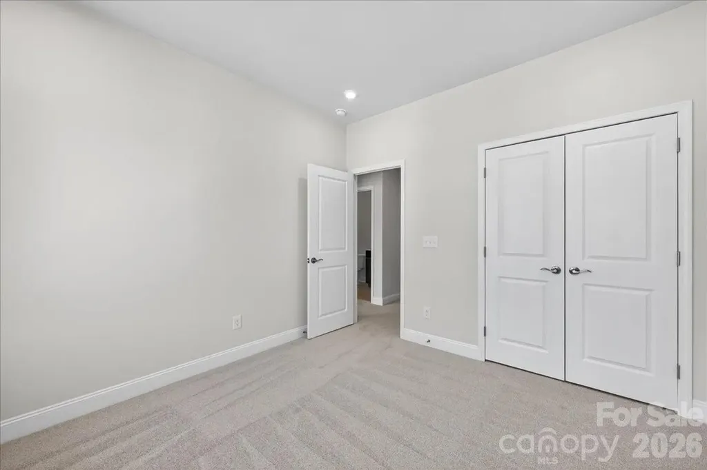 7933 Cedarsmith Court Charlotte NC 28217